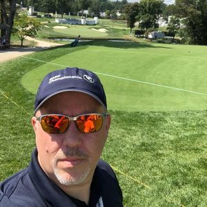 Meet your Posher, Mike